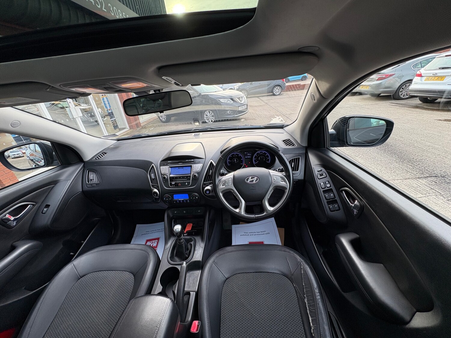 Used Hyundai Ix35 2010 for sale - 76696686: Photo 3