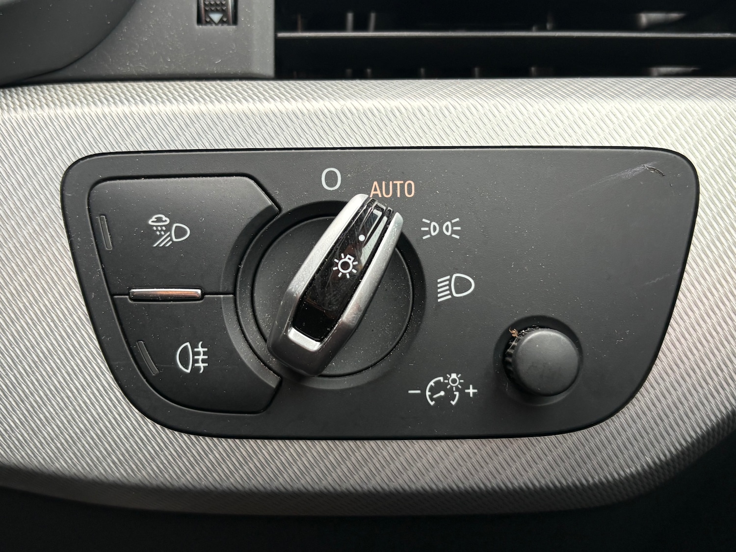 Used Audi A4 2016 for sale - 76221658: Photo 20