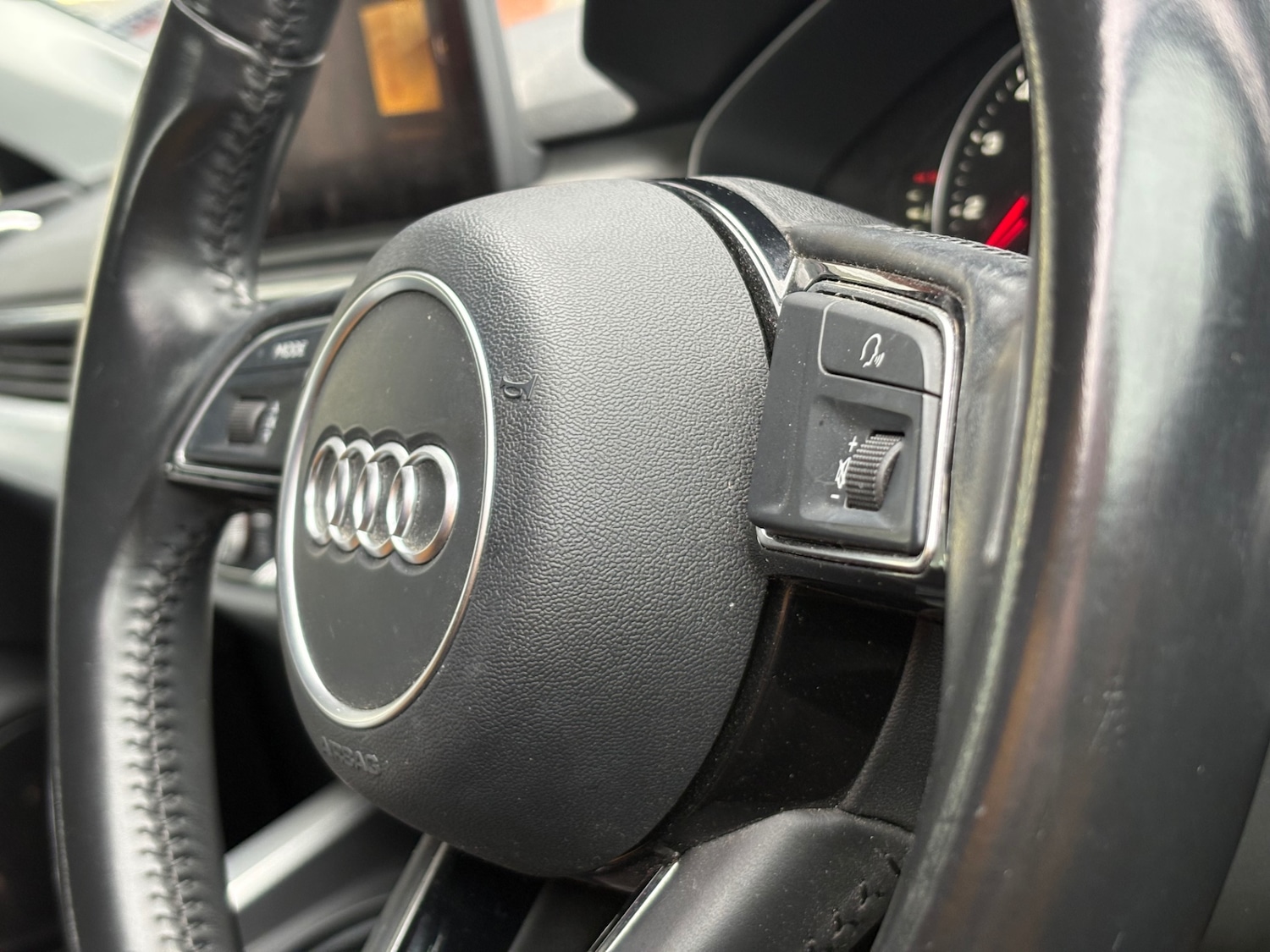 Used Audi A4 2016 for sale - 76221658: Photo 24