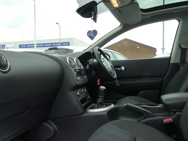 Used Nissan Qashqai 2013 for sale - 62330309: Photo 7