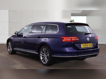 Used Volkswagen Passat 2019 for sale - 78508051: Photo