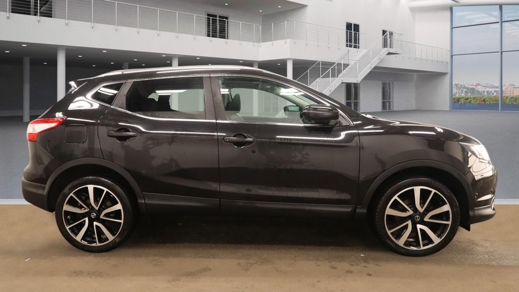 Used Nissan Qashqai 2017 for sale - 77180000: Photo 1