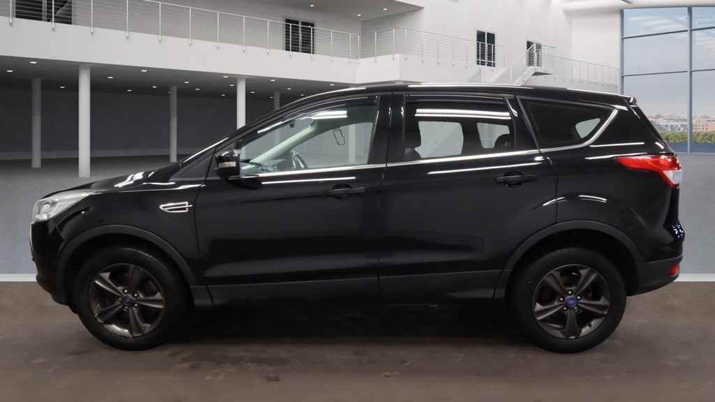 Used Ford Kuga 2015 for sale - 77353997: Photo 2