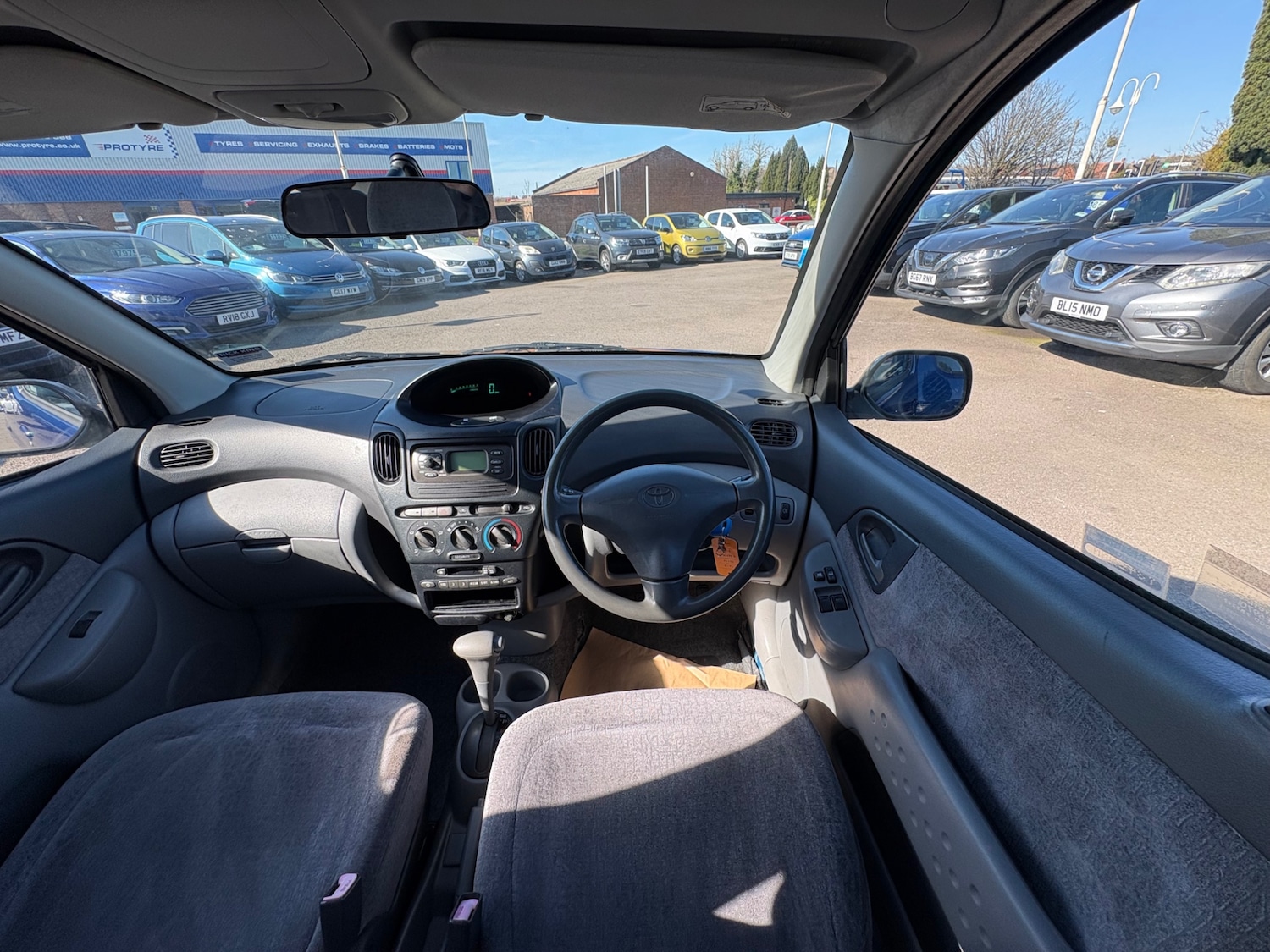 Used Toyota Yaris Verso 2001 for sale - 77934750: Photo 10