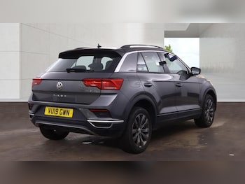 Used Volkswagen T-Roc 2019 for sale - 78938413: Photo
