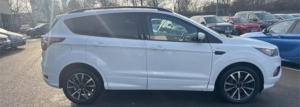 Used Ford Kuga 2017 for sale - 77104099: Photo 2