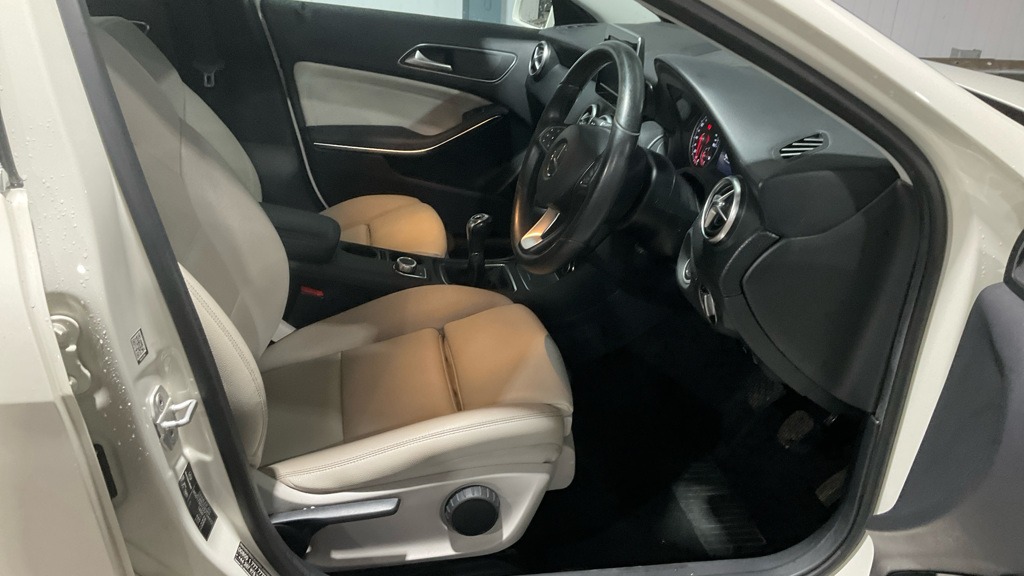 Used Mercedes-Benz A-Class 2016 for sale - 76908853: Photo 3