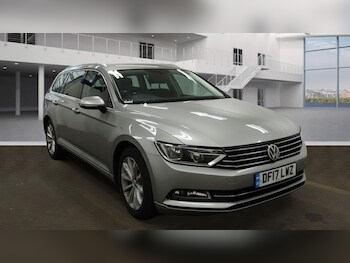 2017 (17) - 2.0 TDI SE Business 5dr + 1 OWNER / VW HISTORY / ULEZ / SAT NAV