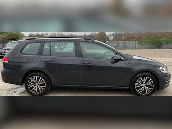 2017 (17) - 1.6 TDI SE 5dr ++ SAT NAV / DAB / ULEZ / 69 MPG ++