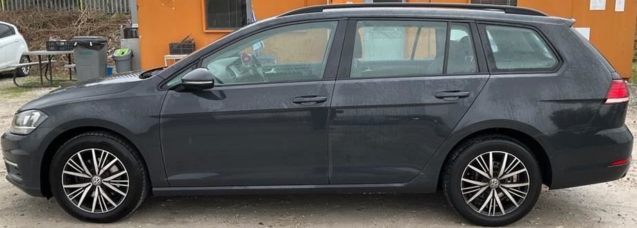 Used Volkswagen Golf 2017 for sale - 76517793: Photo 2