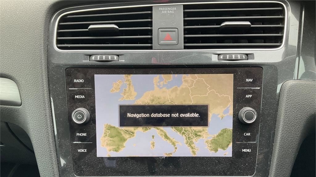 Used Volkswagen Golf 2017 for sale - 76517793: Photo 3