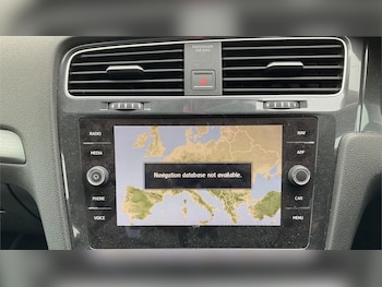 Used Volkswagen Golf 2017 for sale - 76517793: Photo