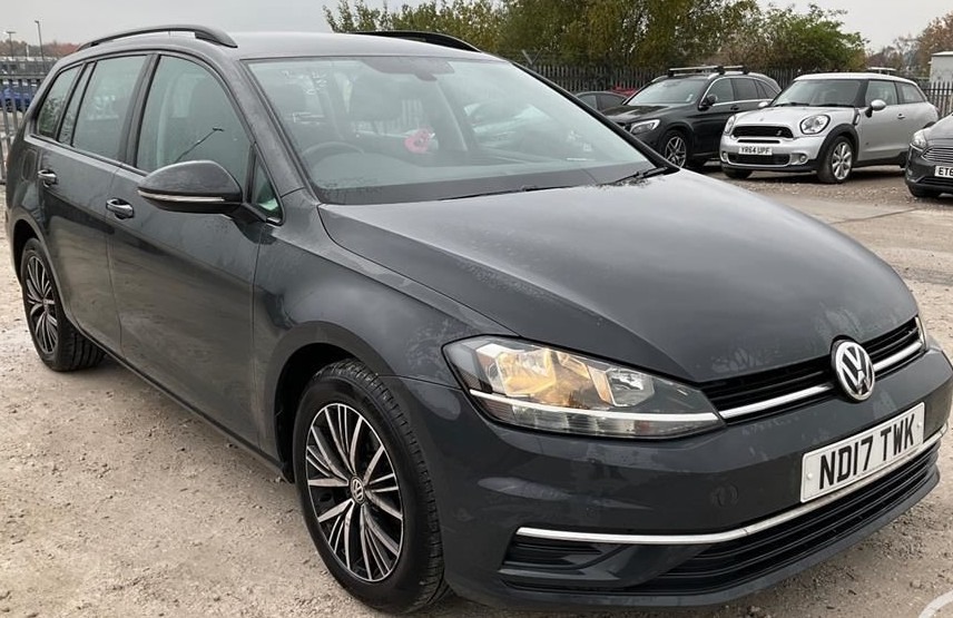 Used Volkswagen Golf 2017 for sale - 76517793: Photo 5