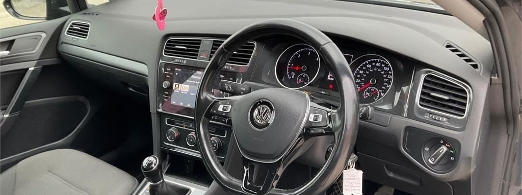 Used Volkswagen Golf 2017 for sale - 76517793: Photo 9