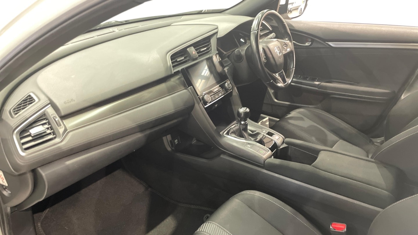 Used Honda Civic 2019 for sale - 77138521: Photo 8