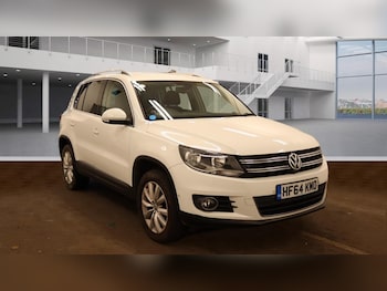Volkswagen - Tiguan