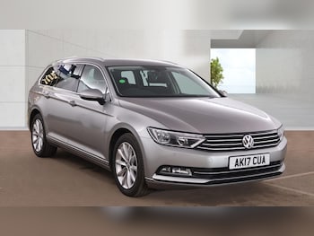 Used Volkswagen Passat 2017 for sale - 78581311: Photo