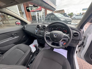 Used Dacia Sandero Stepway 2019 for sale - 79593891: Photo
