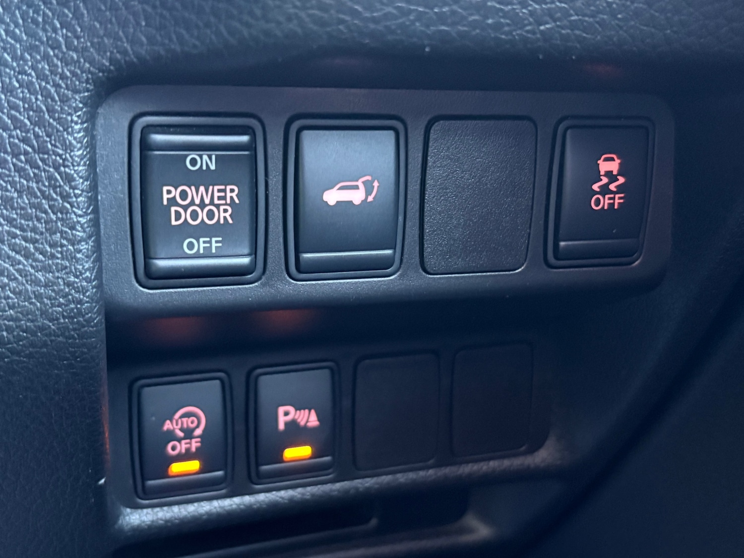 Used Nissan X-Trail 2016 for sale - 75581861: Photo 21