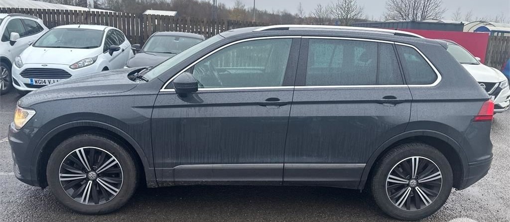 Used Volkswagen Tiguan 2018 for sale - 77003448: Photo 2