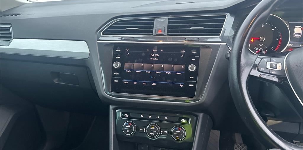 Used Volkswagen Tiguan 2018 for sale - 77003448: Photo 9