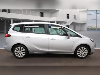 2018 (18) - 1.6 CDTi ecoTEC SRi 5dr ++ ULEZ / DAB / 7 SEATS / BLUETOOTH ++