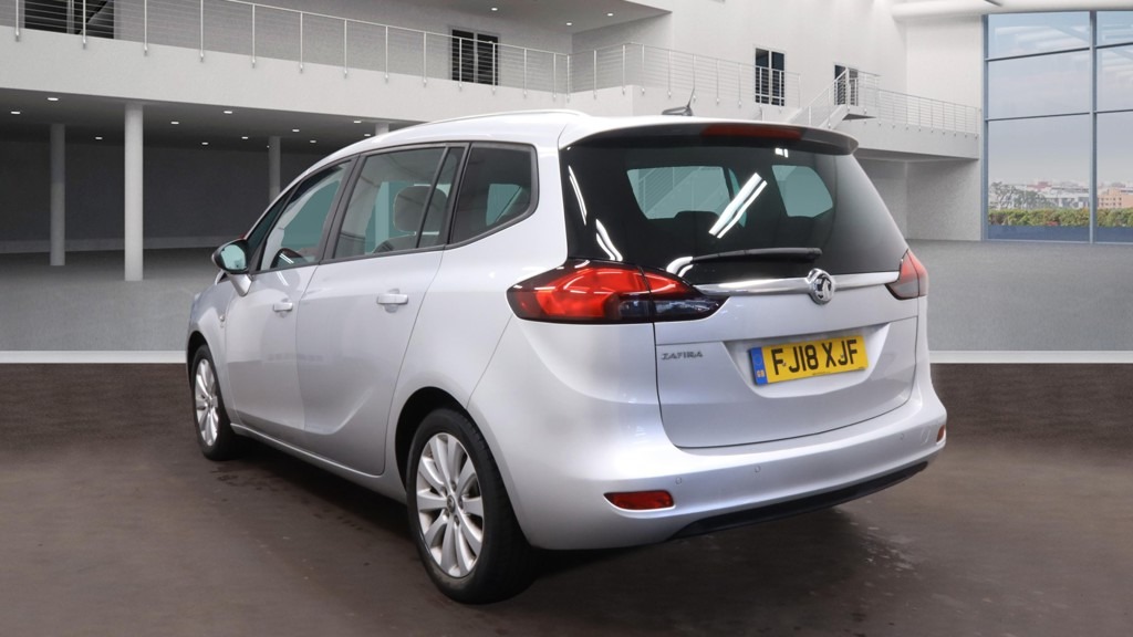 Used Vauxhall Zafira 2018 for sale - 77323651: Photo 2