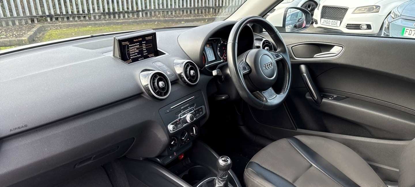 Used Audi A1 2015 for sale - 76854720: Photo 8