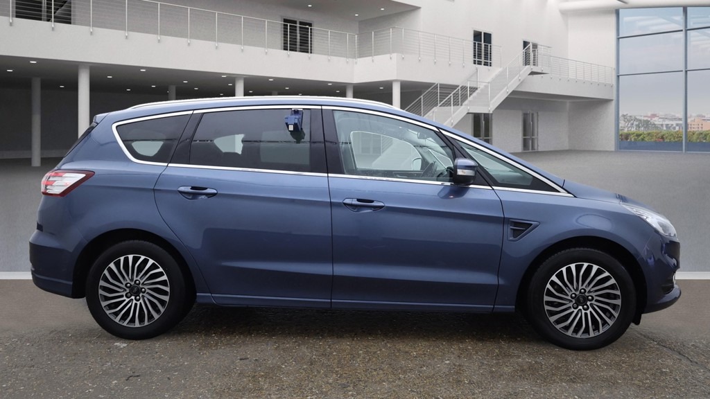 Used Ford S-Max 2018 for sale - 76640454: Photo 1