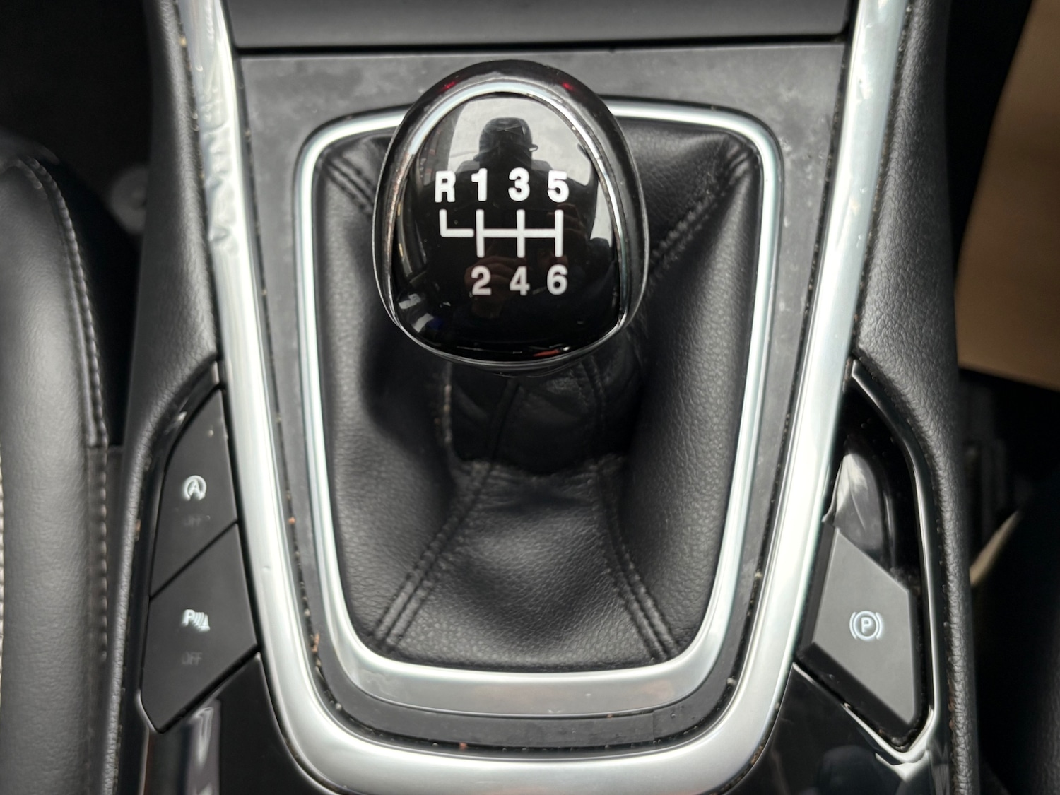 Used Ford S-Max 2018 for sale - 76640454: Photo 24