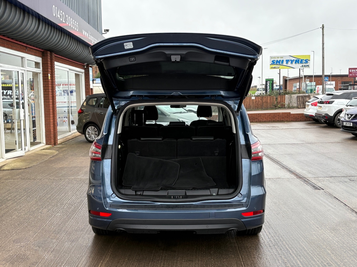 Used Ford S-Max 2018 for sale - 76640454: Photo 29