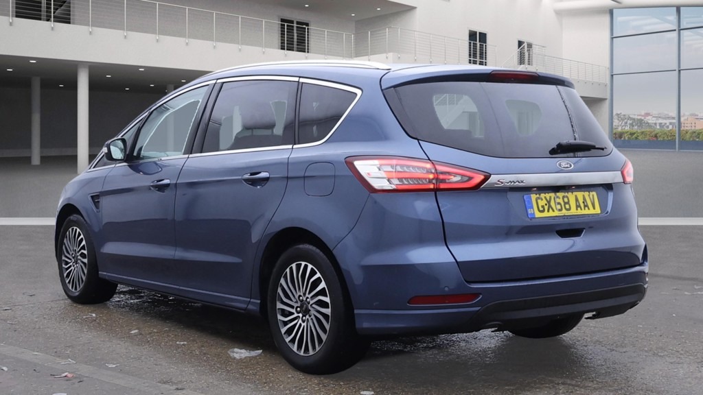 Used Ford S-Max 2018 for sale - 76640454: Photo 5