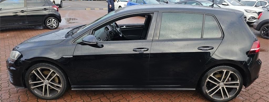 Used Volkswagen Golf 2016 for sale - 77517542: Photo 2