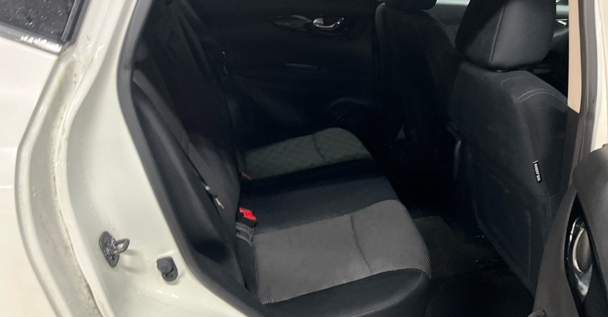 Used Nissan Qashqai 2014 for sale - 77063522: Photo 10