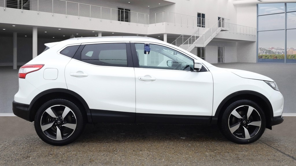 Used Nissan Qashqai 2014 for sale - 77063522: Photo 7