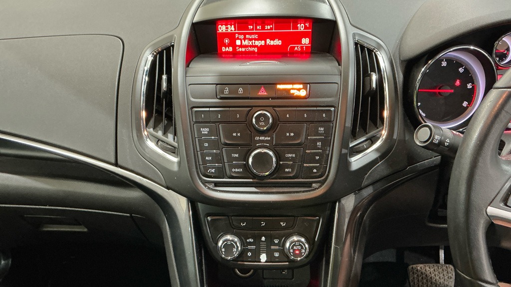 Used Vauxhall Zafira 2015 for sale - 77775111: Photo 10