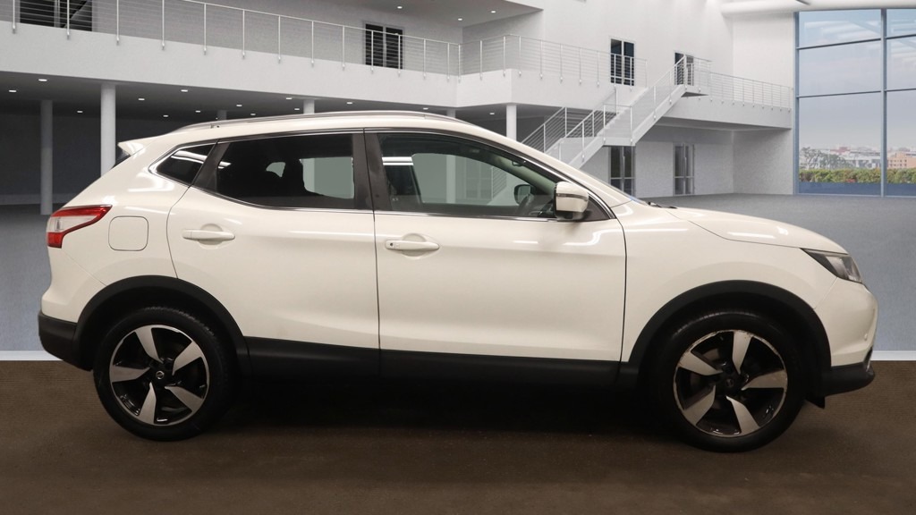 Used Nissan Qashqai 2016 for sale - 77579610: Photo 5