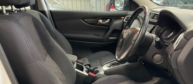 Used Nissan Qashqai 2016 for sale - 77579610: Photo 9