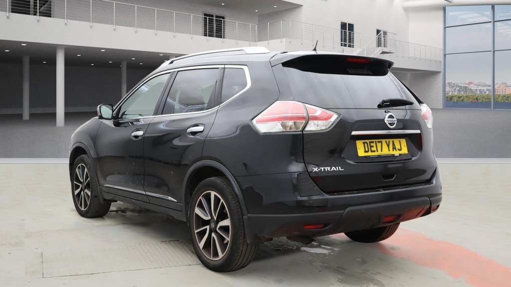 Used Nissan X-Trail 2017 for sale - 77945893: Photo 2