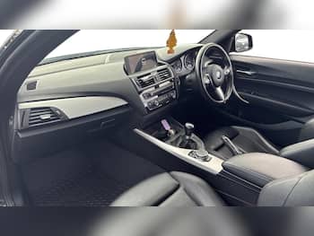 Used BMW 2 Series 2016 for sale - 79605469: Photo