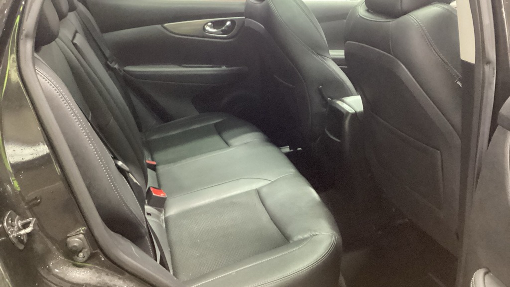 Used Nissan Qashqai 2018 for sale - 77675627: Photo 11