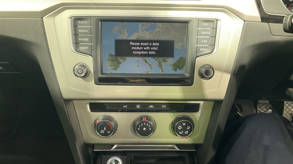 Used Volkswagen Passat 2017 for sale - 75997198: Photo 3