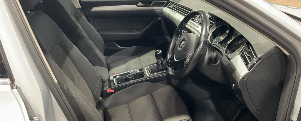 Used Volkswagen Passat 2017 for sale - 75997198: Photo 8