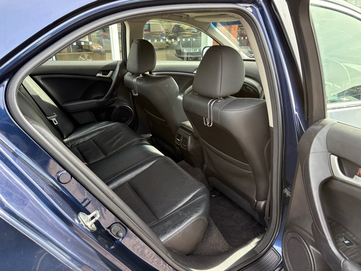 Used Honda Accord 2009 for sale - 76104563: Photo 10