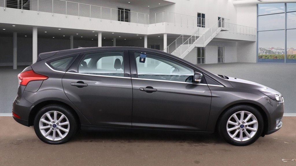 Used Ford Focus 2016 for sale - 76426417: Photo 1