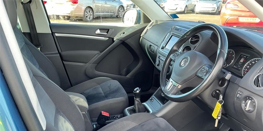 Used Volkswagen Tiguan 2015 for sale - 77888490: Photo 3