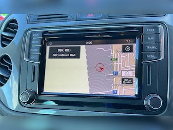 Used Volkswagen Tiguan 2015 for sale - 77888490: Photo