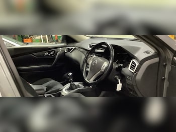 Used Nissan X-Trail 2017 for sale - 79341993: Photo