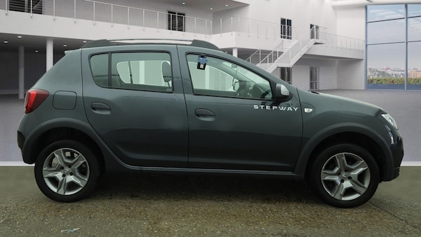 Used Dacia Sandero Stepway 2019 for sale - 75701505: Photo 5