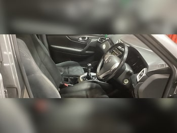 Used Nissan X-Trail 2017 for sale - 78639944: Photo